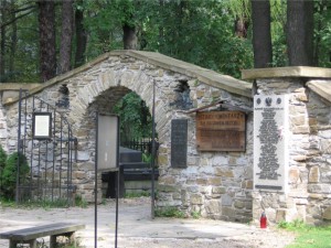 cmentarz na Pęksowym Brzyzku