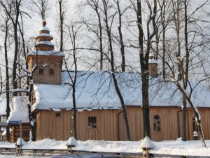 Stary Kościół w Zakopanem zimą Stary Kościół w Zakopanem zimą