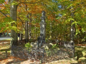 Pomnik - Tytus Chałubiski i Sabała Pomnik - Tytus Chałubiski i Sabała