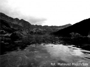 Wielki Staw (czarno - białe zdjęcie)